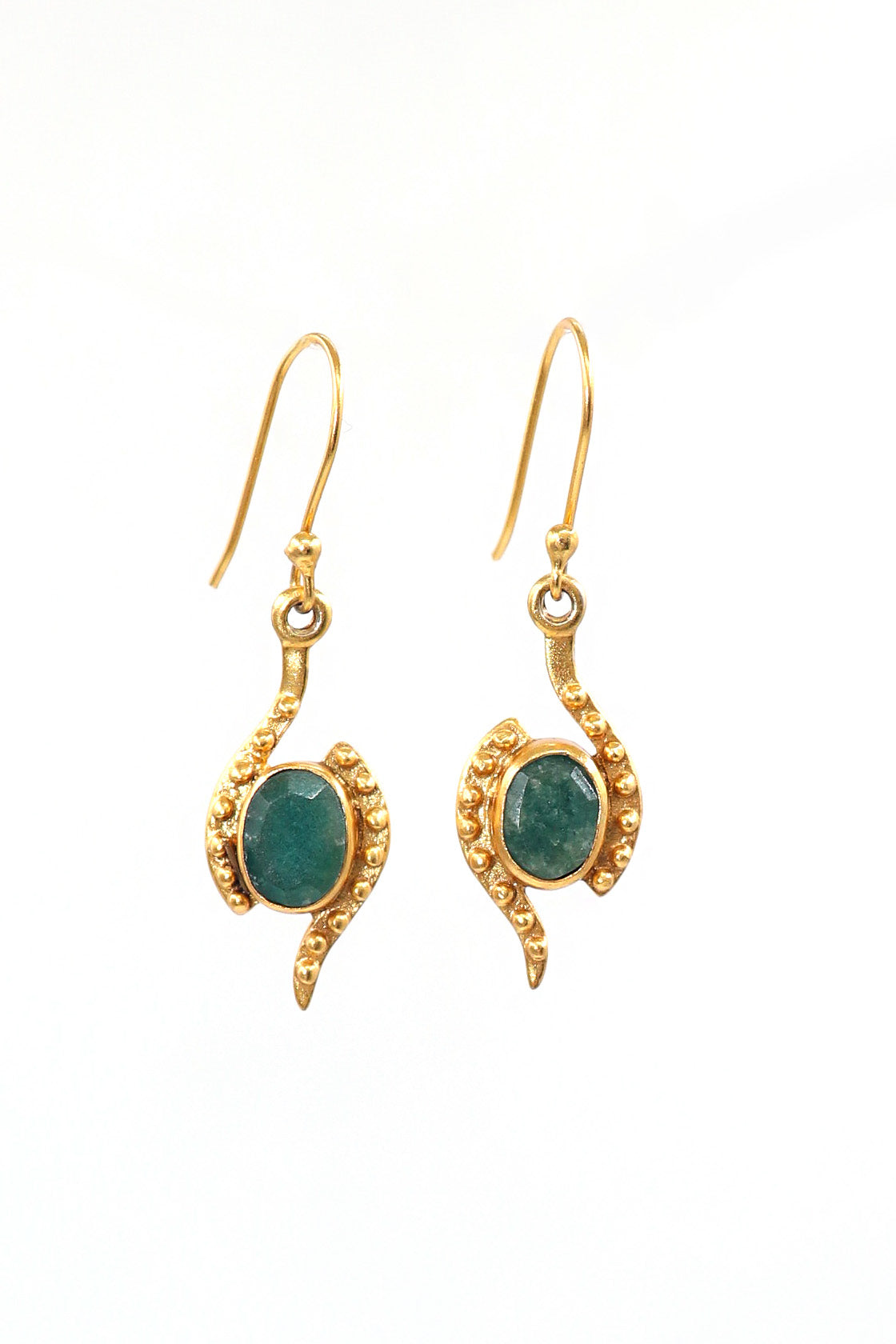 Emerald Regal Dangle Earring