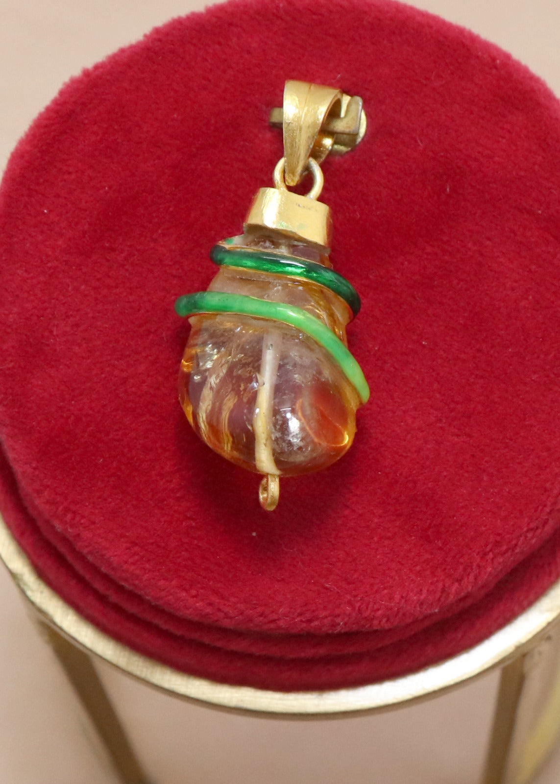 Honey Quartz & Green Vine Pendant